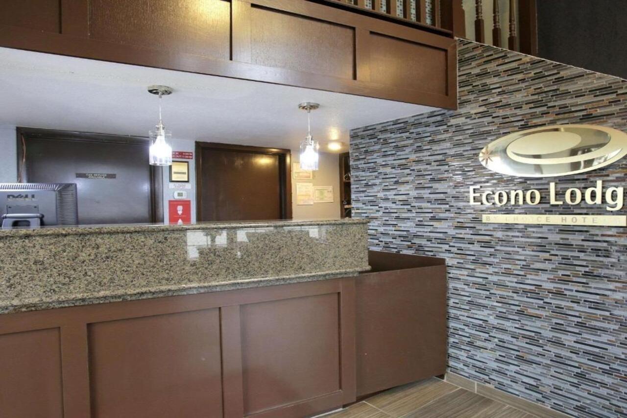 Econo Lodge Near The Domain - The Arboretum Austin Eksteriør billede